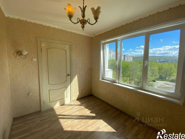 3-комн квартира улица Капитана Пономарёва, 5,  д. 5