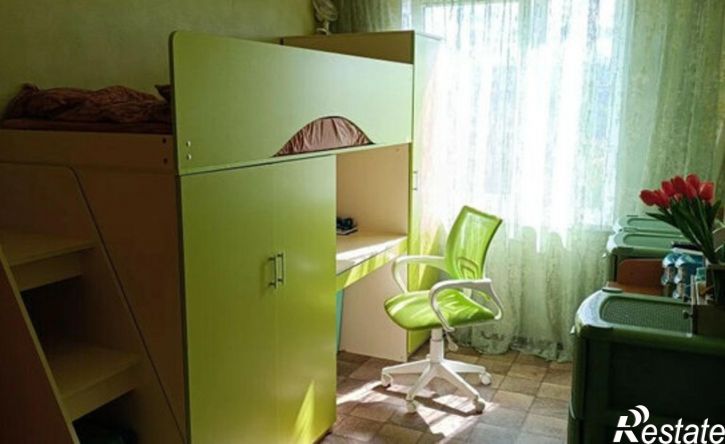 2-комн квартира ул Александрова, 2,  д. 2