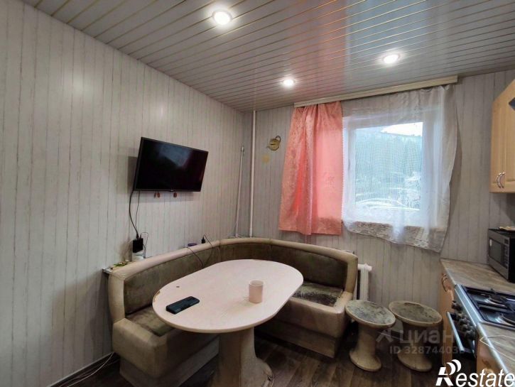 3-комн квартира улица Аскольдовцев, 24,  д. 24