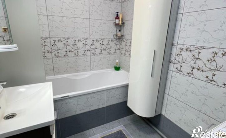 3-комн квартира Кильдинская улица, 11,  д. 11