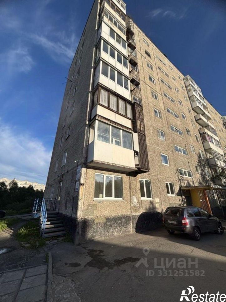 3-комн квартира Кольский пр-кт, 107,  д. 107