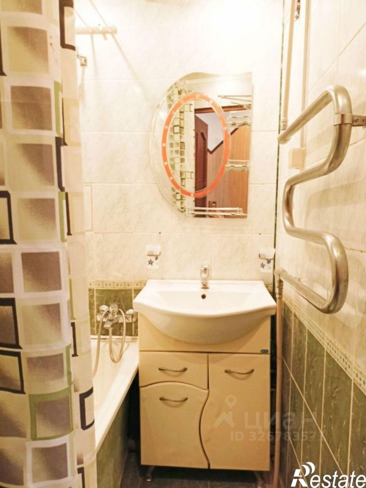2-комн квартира ул Александрова, 34 1,  д. 34 1,  к. 1