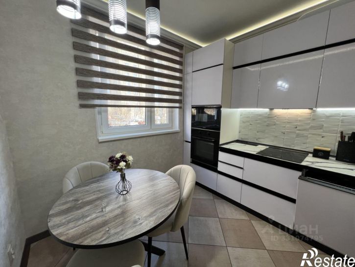 3-комн квартира ул Кильдинская, 11,  д. 11