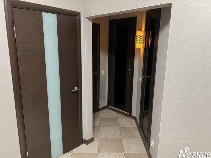3-комн квартира ул Кильдинская, 11,  д. 11