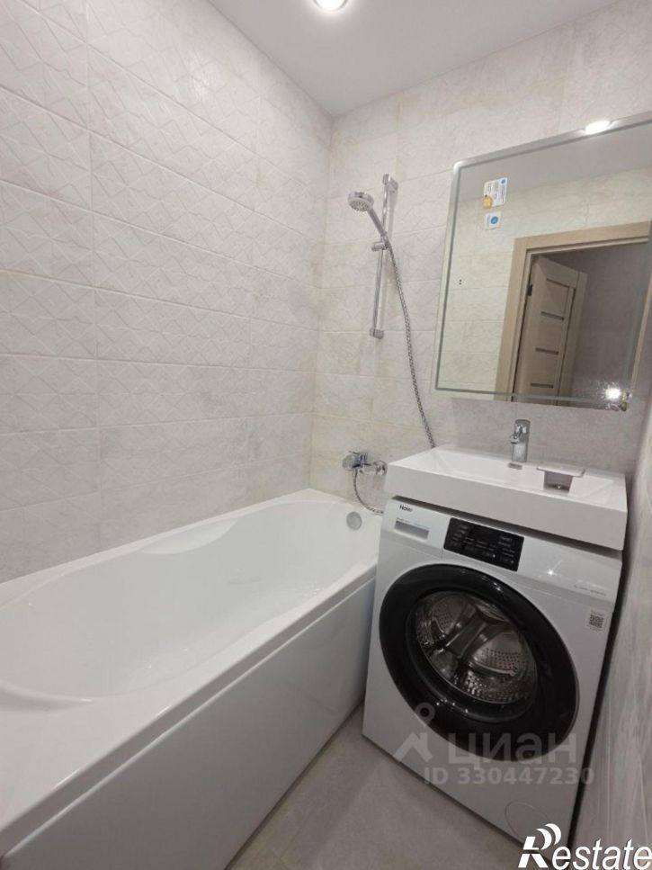 2-комн квартира пр-кт Героев-североморцев, 76 2,  д. 76 2,  к. 2