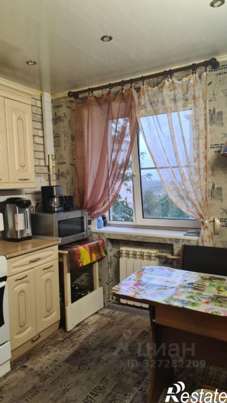 2-комн квартира ул Юрия Гагарина, 9 3,  д. 9 3,  к. 3