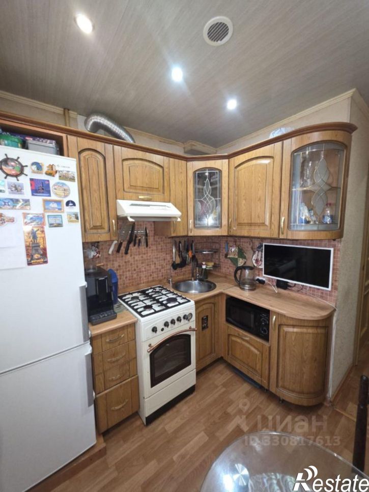 3-комн квартира ул Александрова, 14,  д. 14