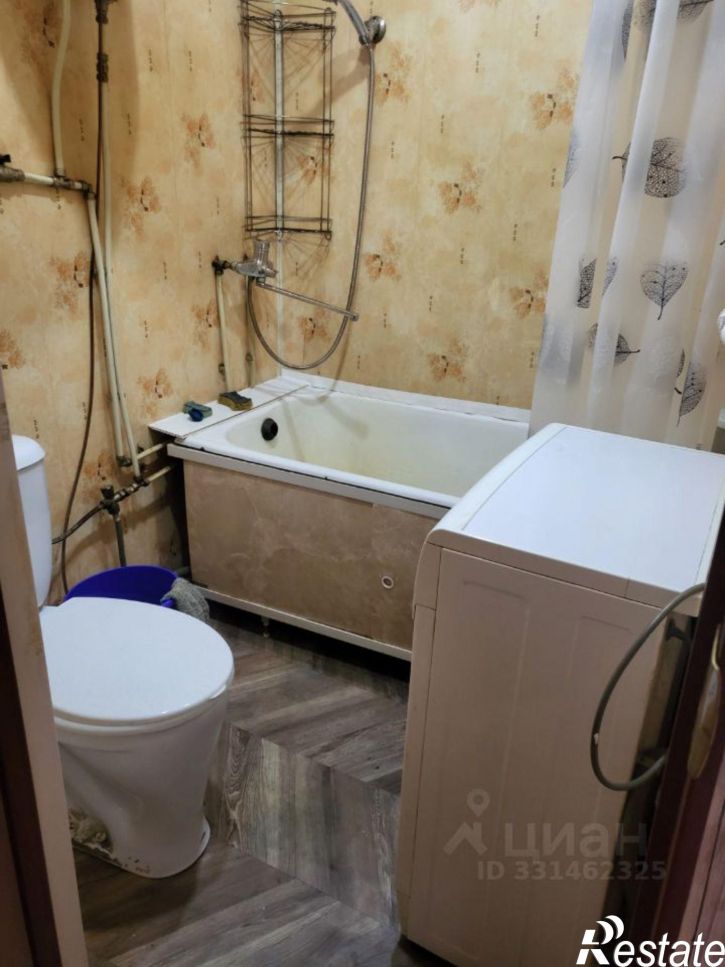 1-комн квартира улица Адмирала Флота Лобова, 1,  д. 1
