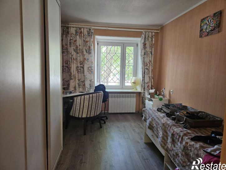 4-комн квартира Кольский пр-кт, 20,  д. 20