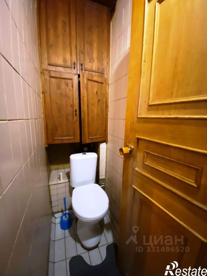2-комн квартира улица Буркова, 39,  д. 39