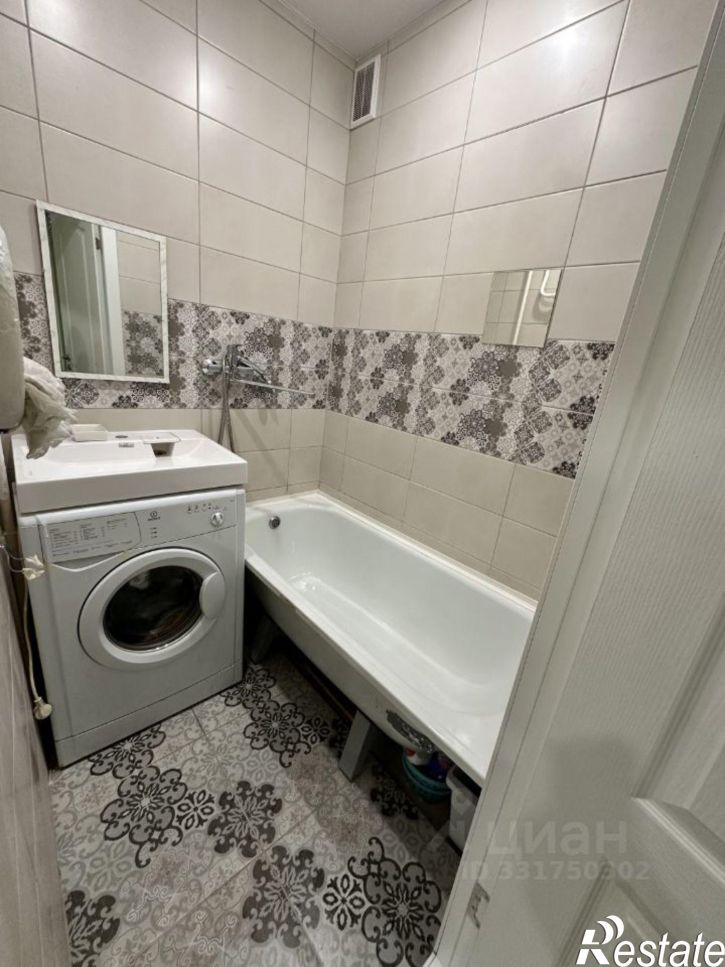 2-комн квартира ул Олега Кошевого, 10,  д. 10