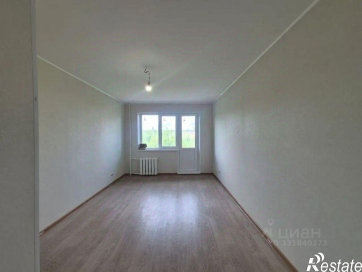 2-комн квартира пр-кт Героев-североморцев, 76 2,  д. 76 2,  к. 2