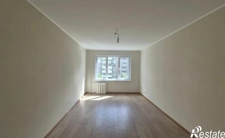 2-комн квартира пр-кт Героев-североморцев, 76 2,  д. 76 2,  к. 2