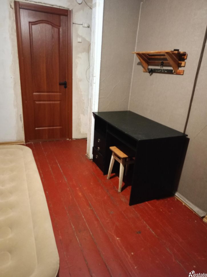 Комната Папанина, 23