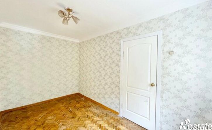 2-комн квартира ул Ушакова, 8,  д. 8