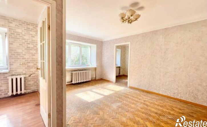 2-комн квартира ул Ушакова, 8,  д. 8