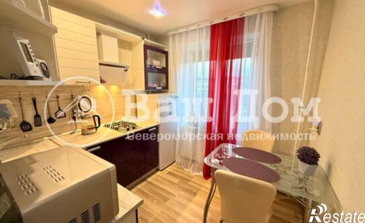 1-комн квартира пр-кт Героев-североморцев, 43,  д. 43