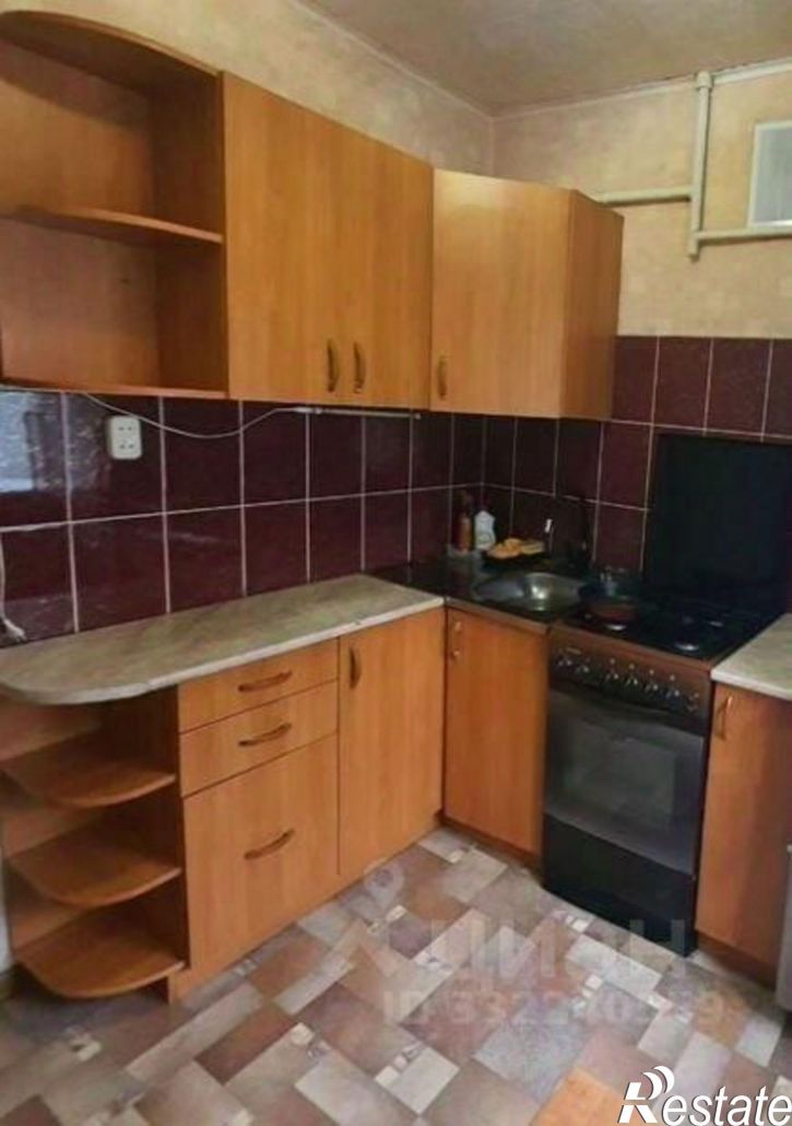 2-комн квартира пр-кт Героев-североморцев, 27,  д. 27