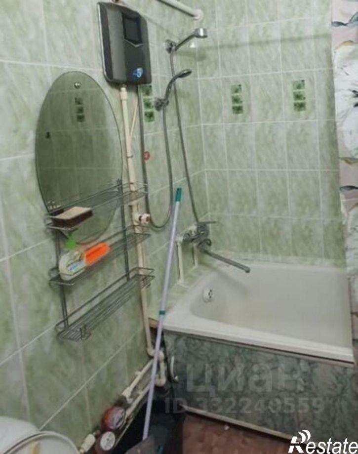 2-комн квартира пр-кт Героев-североморцев, 27,  д. 27