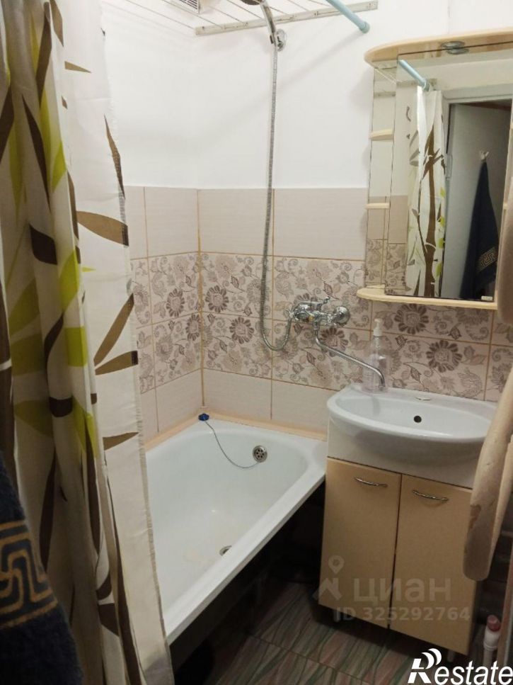1-комн квартира пр-кт Героев-североморцев, 78 4,  д. 78 4,  к. 4