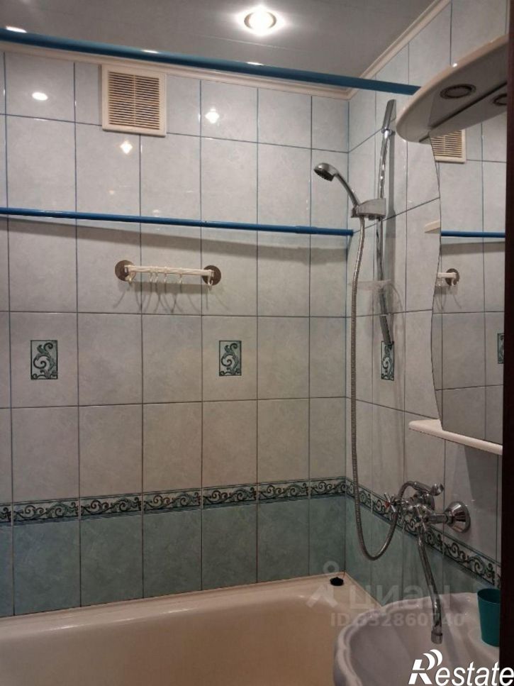 1-комн квартира пр-кт Героев-североморцев, 81,  д. 81