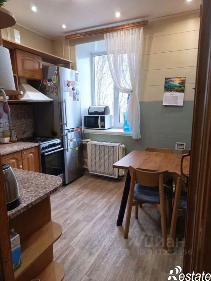 3-комн квартира ул Декабристов, 4,  д. 4