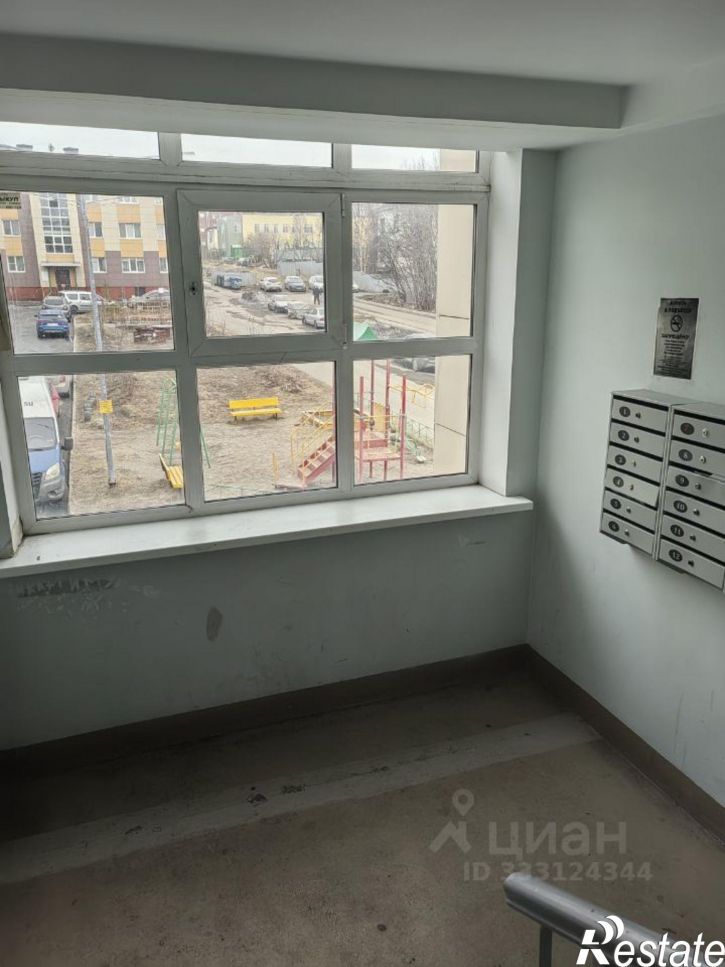 3-комн квартира пр-кт Героев-североморцев, 28,  д. 28