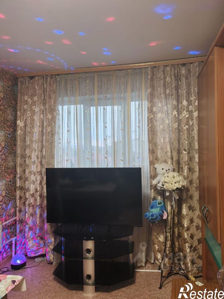 3-комн квартира пр-кт Героев-североморцев, 28,  д. 28