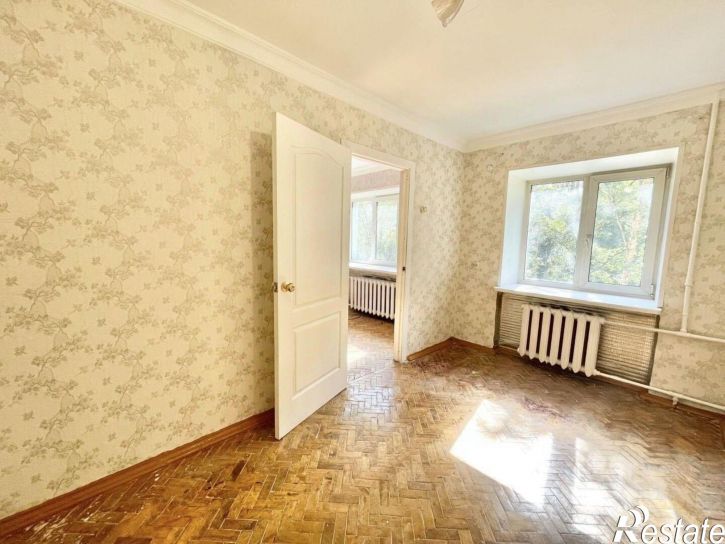 2-комн квартира ул Ушакова, 8,  д. 8