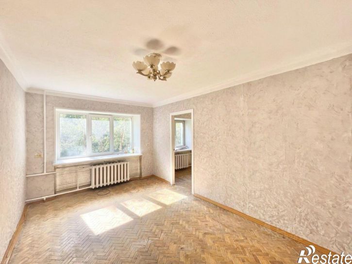 2-комн квартира ул Ушакова, 8,  д. 8