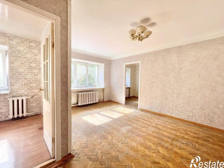 2-комн квартира ул Ушакова, 8,  д. 8