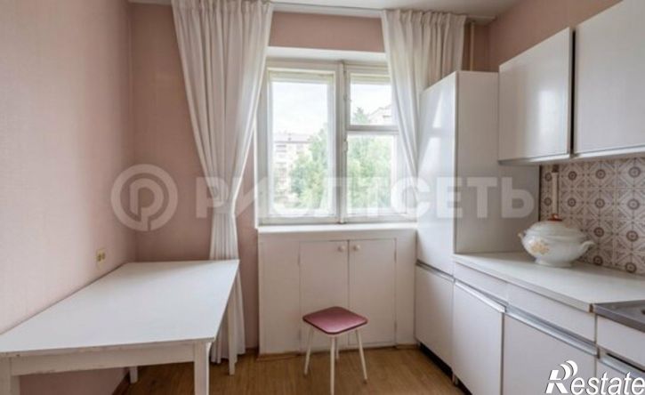 3-комн квартира ул Софьи Перовской, 27,  д. 27