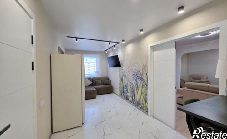 4-комн квартира улица Адмирала Флота Лобова, 11 к5,  д. 11 к5