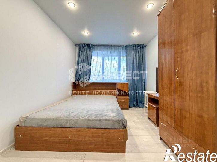 2-комн квартира Гвардейская улица, 13,  д. 13