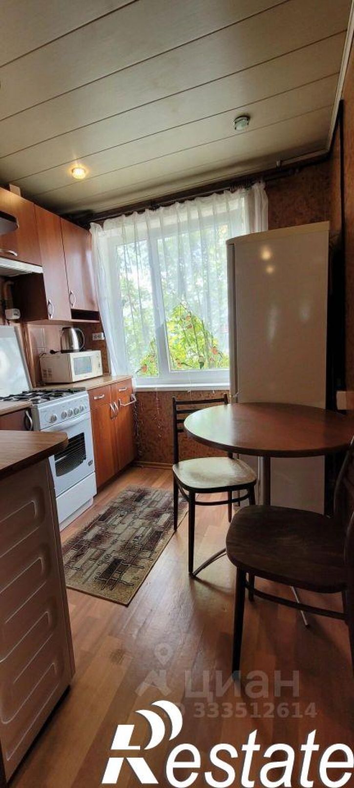 2-комн квартира улица Александрова, 38,  д. 38