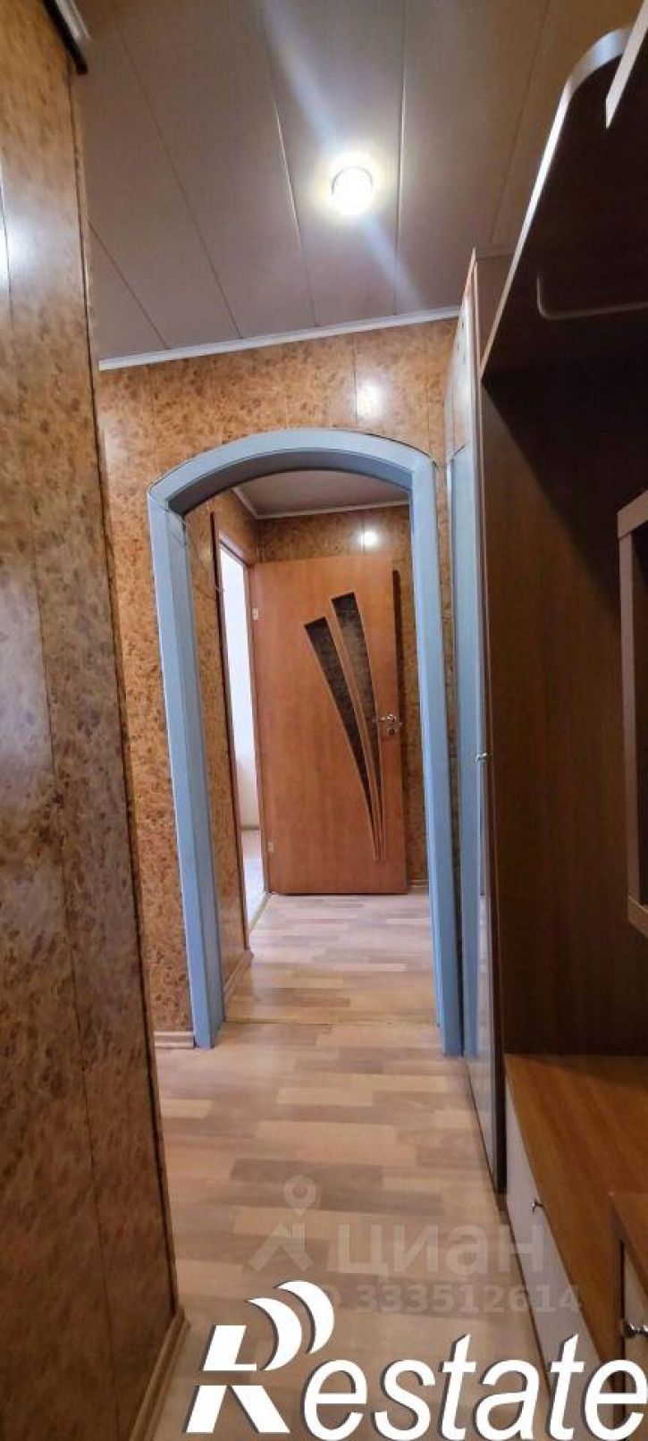 2-комн квартира улица Александрова, 38,  д. 38