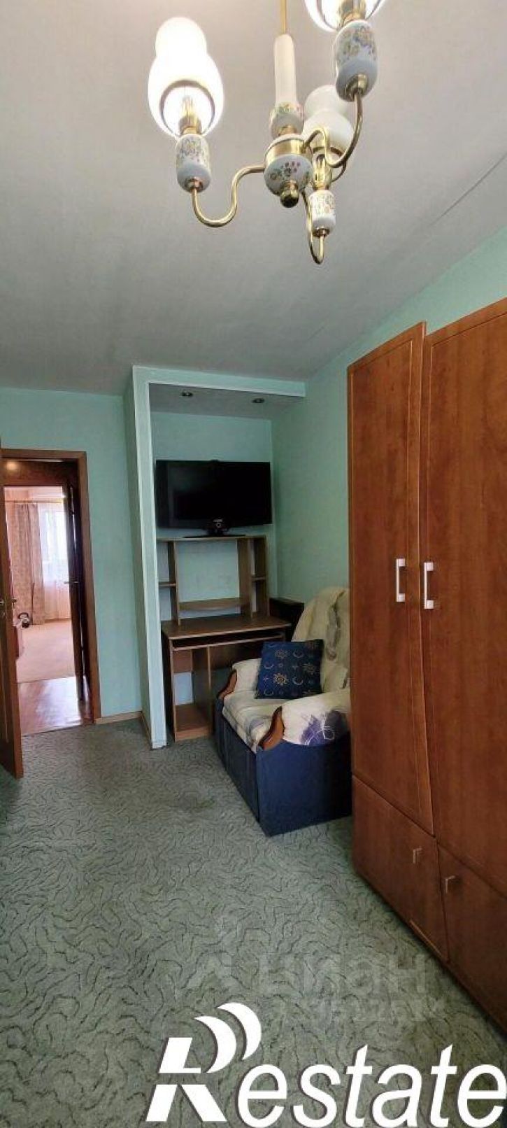 2-комн квартира улица Александрова, 38,  д. 38