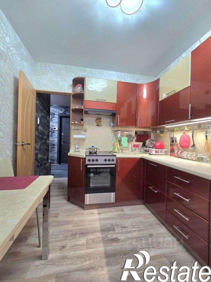2-комн квартира улица Свердлова, 82,  д. 82