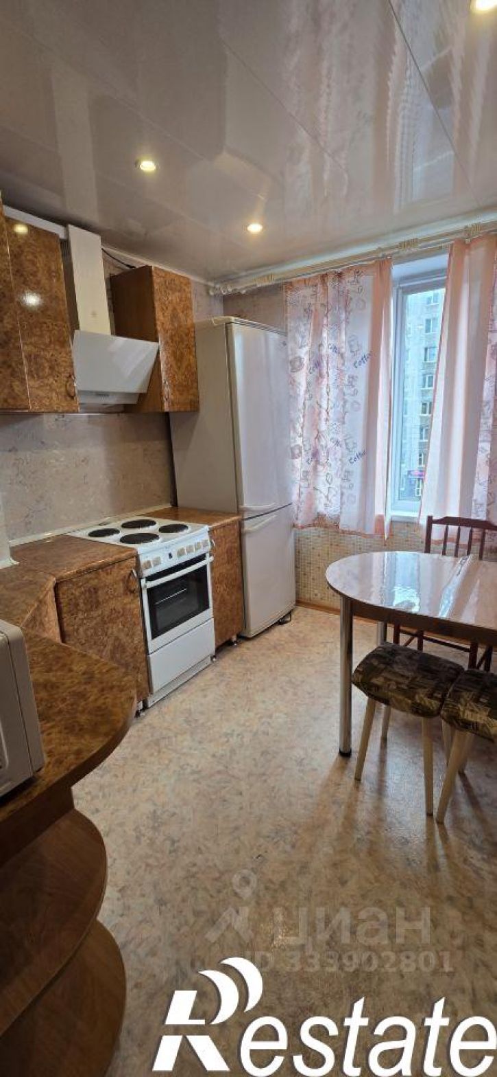 2-комн квартира Скальная улица, 37,  д. 37
