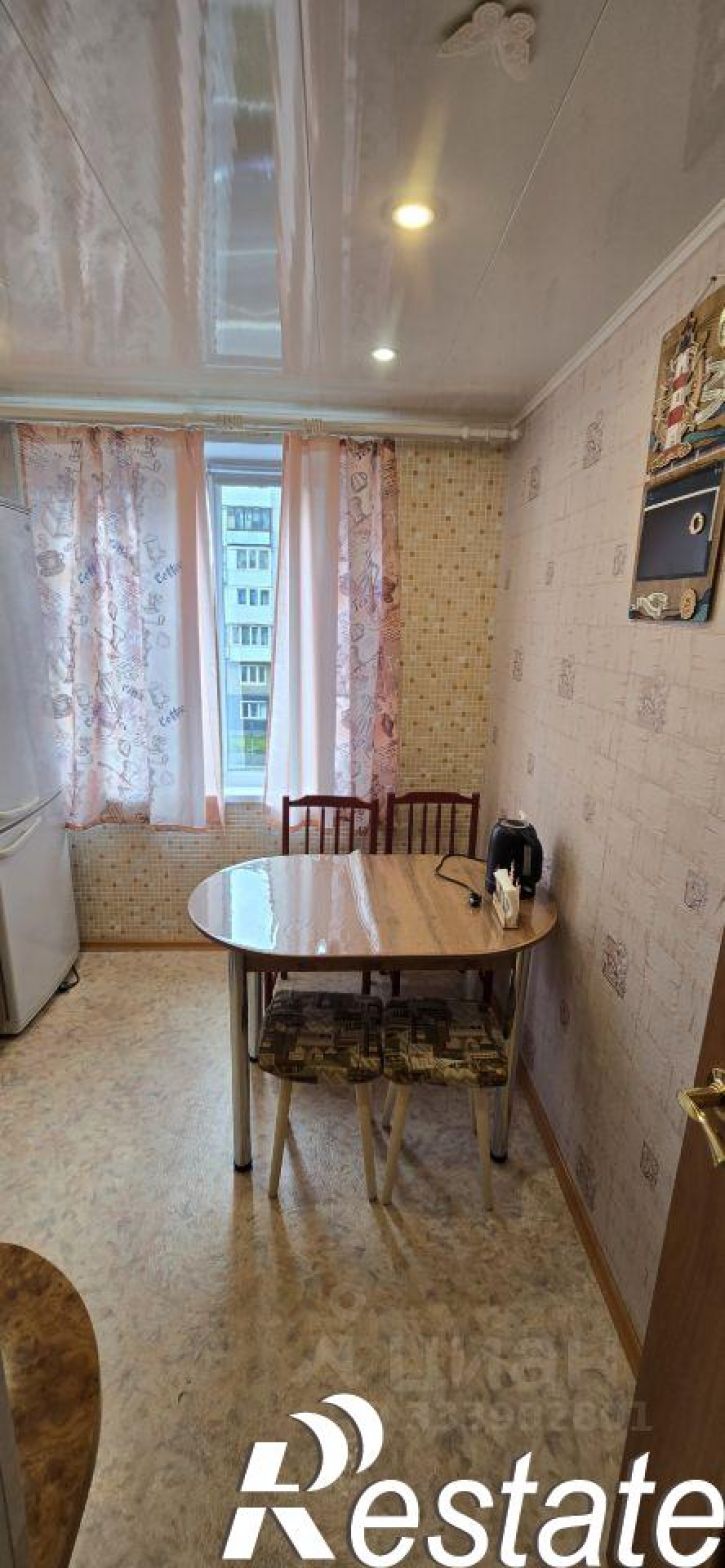2-комн квартира Скальная улица, 37,  д. 37