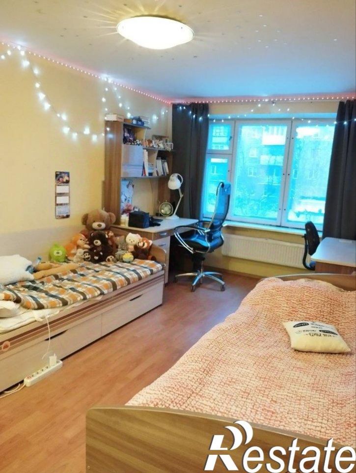 4-комн квартира улица Александрова, 30 к2,  д. 30 к2