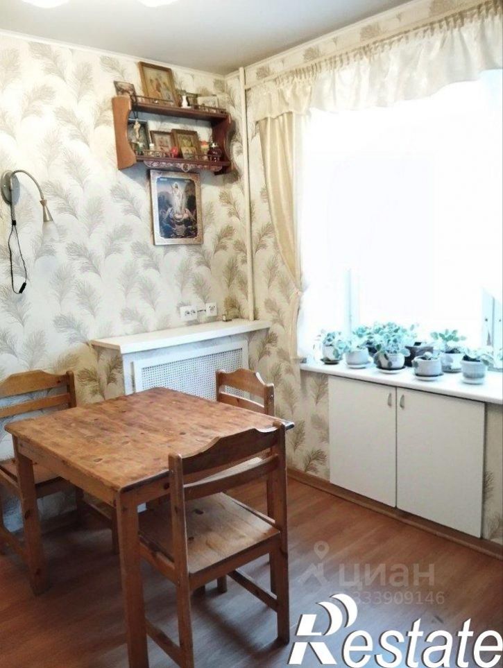 4-комн квартира улица Александрова, 30 к2,  д. 30 к2