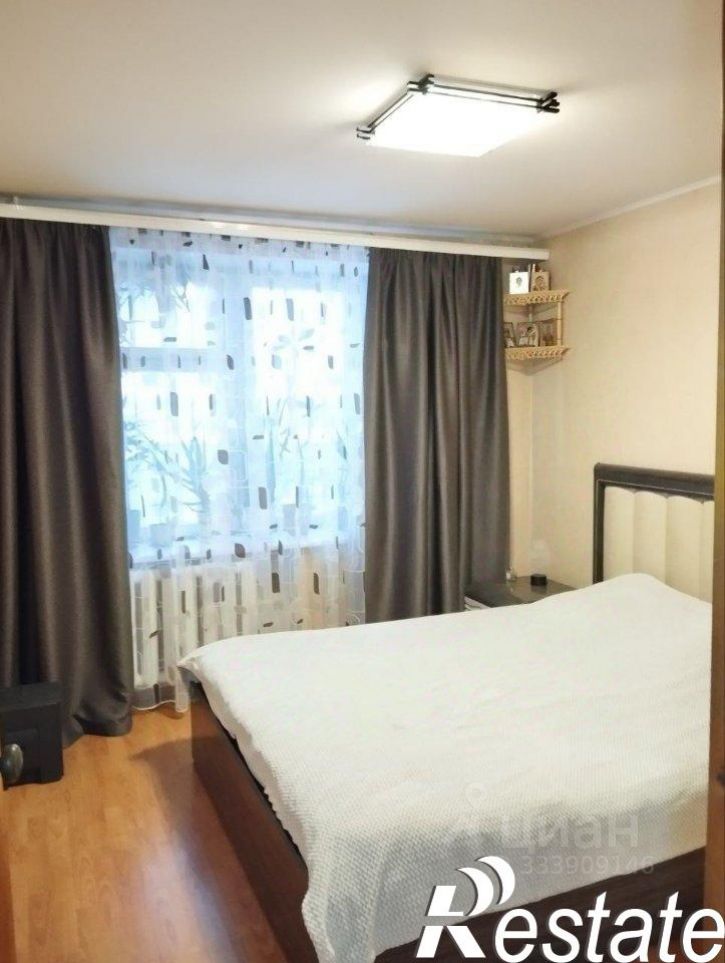 4-комн квартира улица Александрова, 30 к2,  д. 30 к2