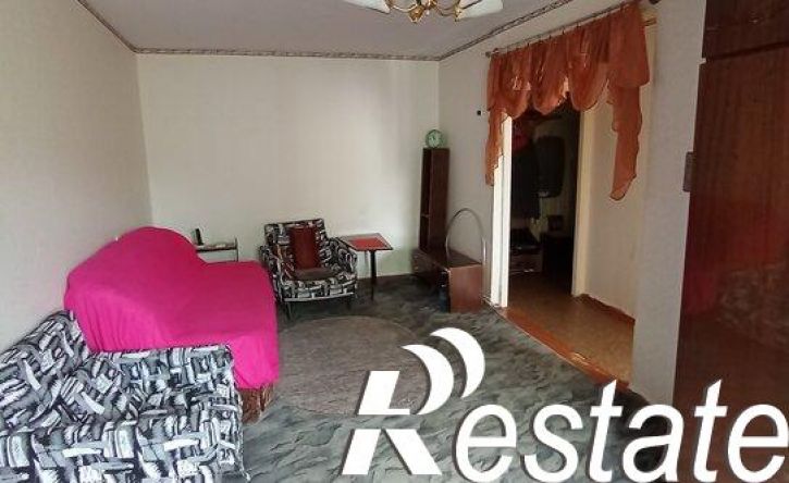 2-комн квартира улица Буркова, 33,  д. 33
