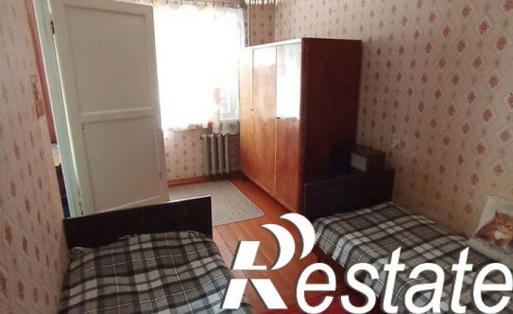 2-комн квартира улица Буркова, 33,  д. 33