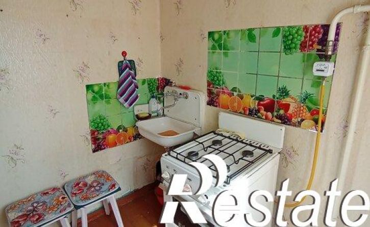 2-комн квартира улица Буркова, 33,  д. 33