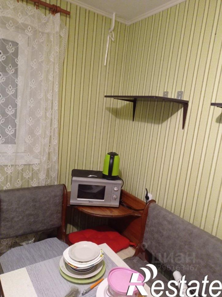 1-комн квартира Скальная улица, 22,  д. 22
