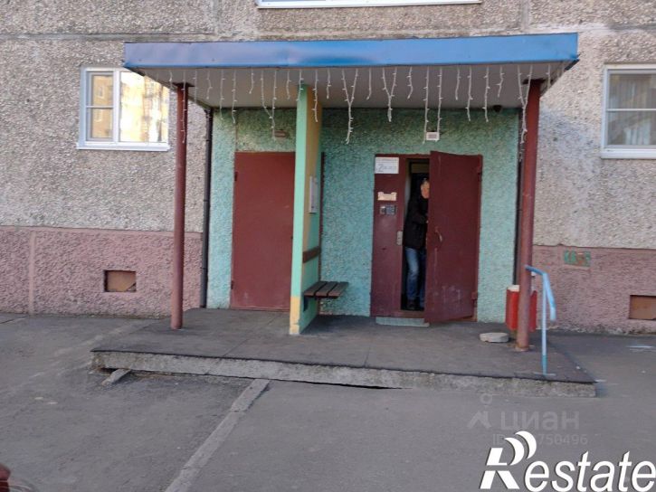 2-комн квартира улица Маклакова, 9,  д. 9