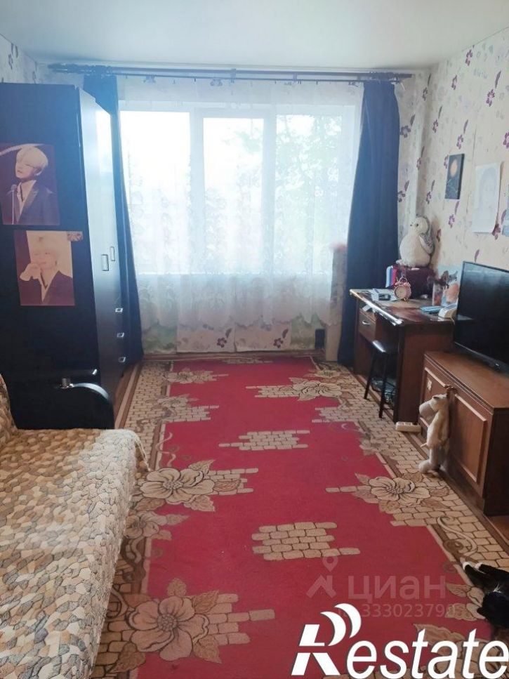 3-комн квартира улица Александрова, 38,  д. 38