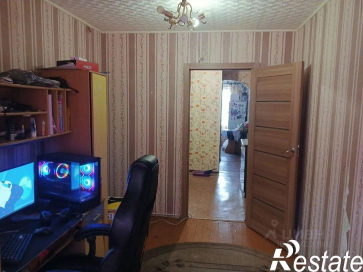 3-комн квартира улица Александрова, 38,  д. 38